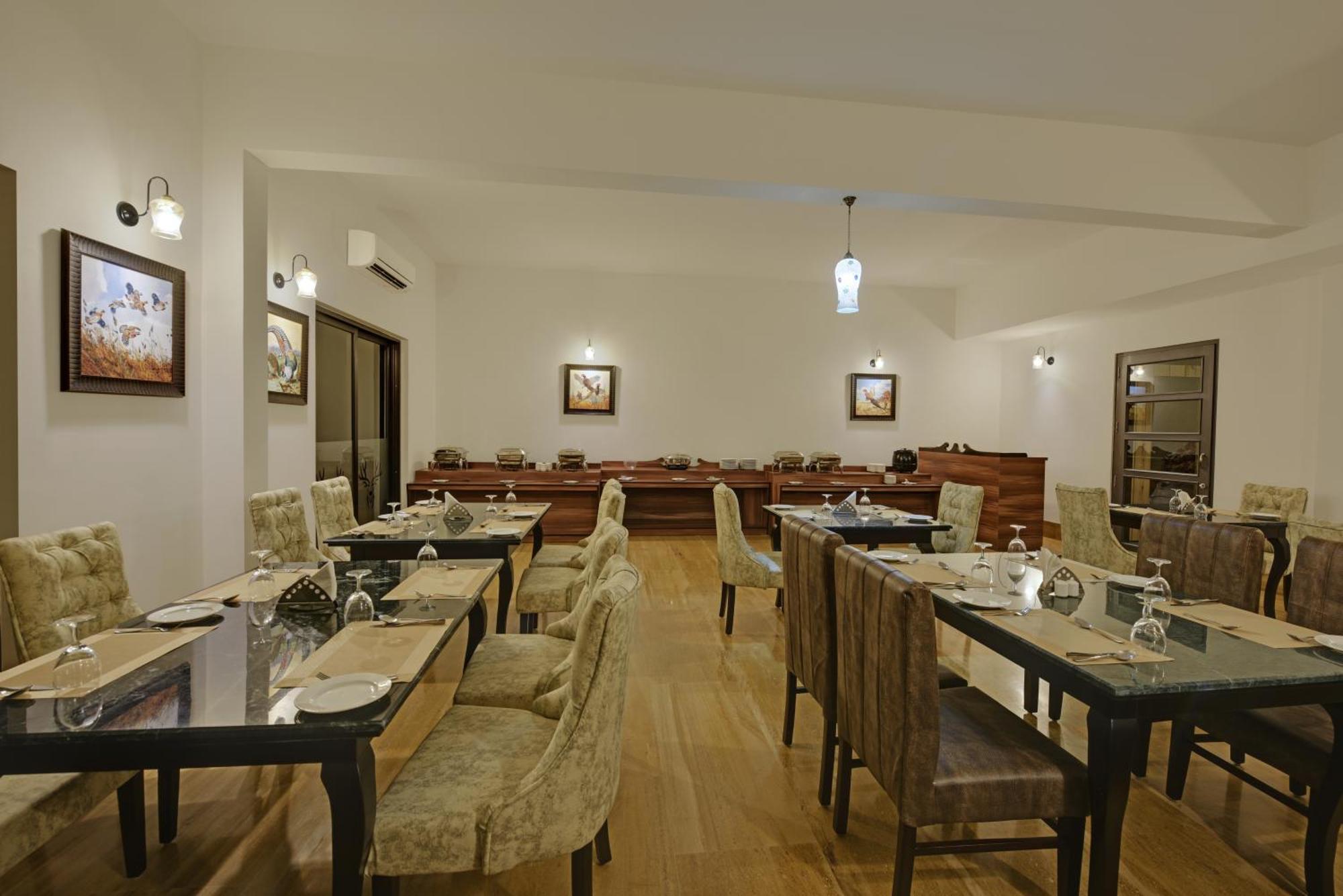 The Hunting - Luxury In Hotel