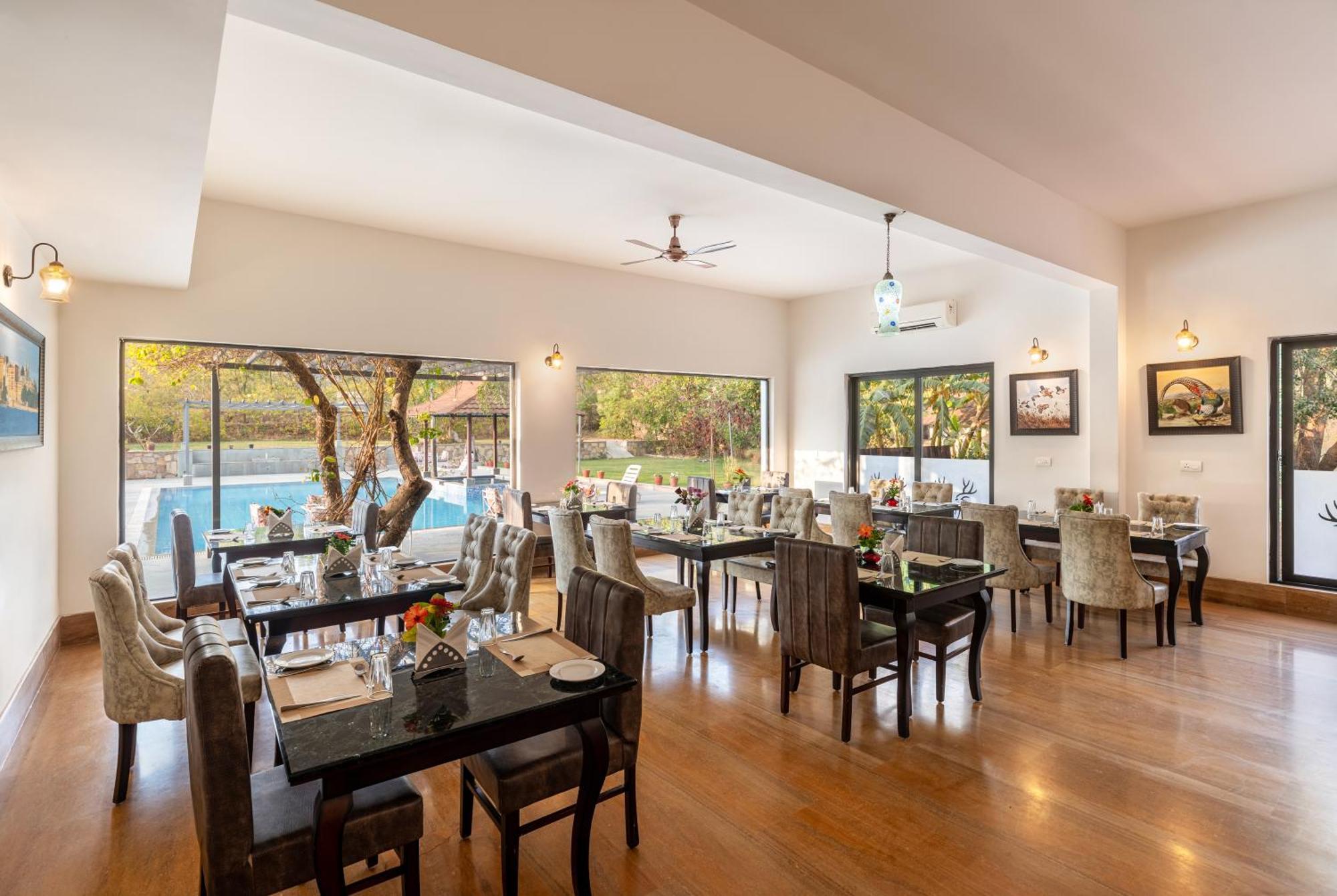 The Hunting - Luxury In *