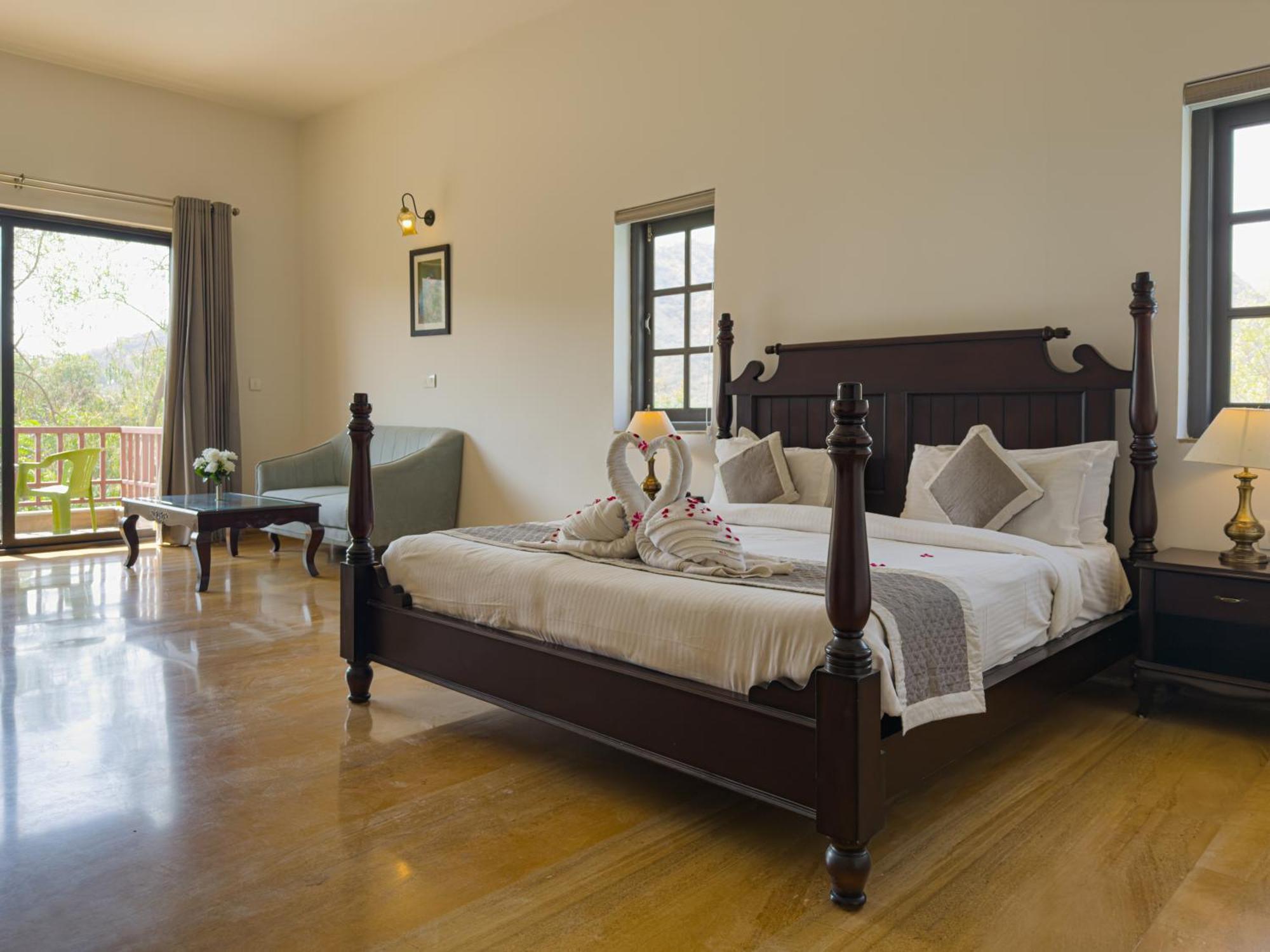 The Hunting - Luxury In Hotel
