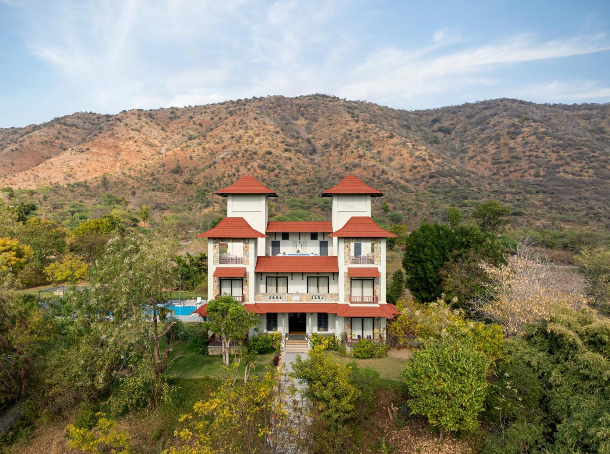 Hotel The Hunting - Luxury In Udaipur